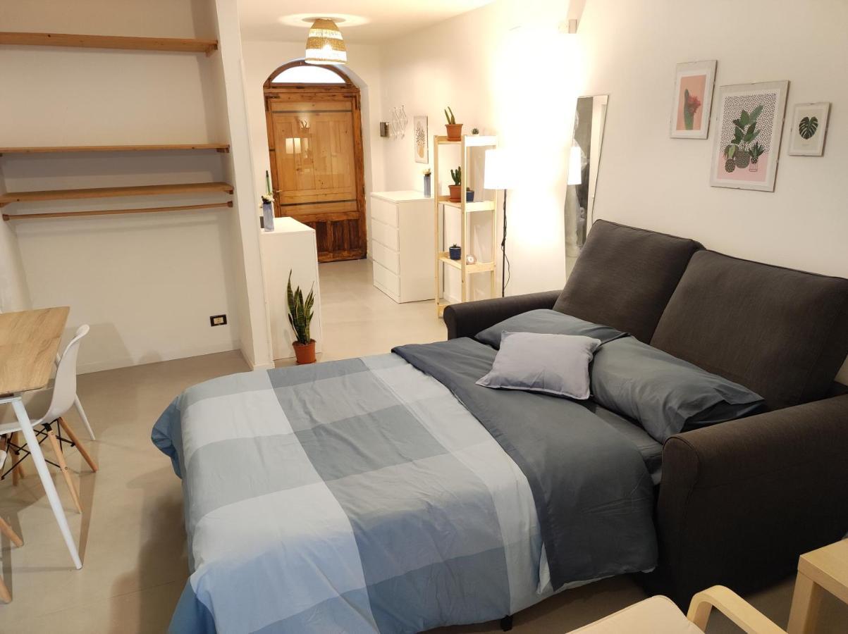 Loft Con Cortiletto - 100 Meters From The Beach Apartment Cefalu Ngoại thất bức ảnh