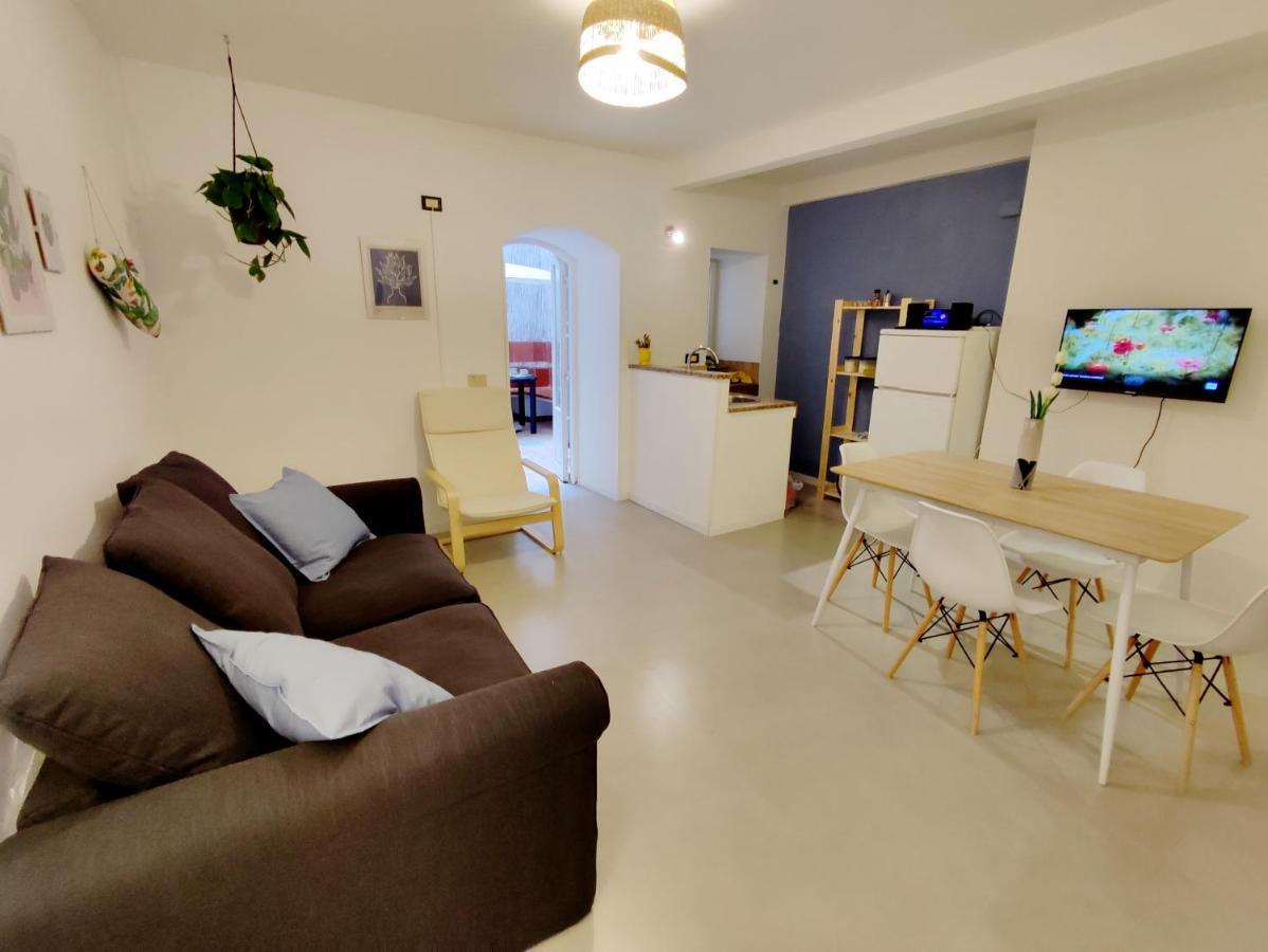 Loft Con Cortiletto - 100 Meters From The Beach Apartment Cefalu Ngoại thất bức ảnh